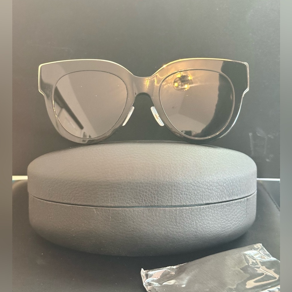 Fendi Acetate Cat Eye Sunglasses FF0360/G/S black and gold